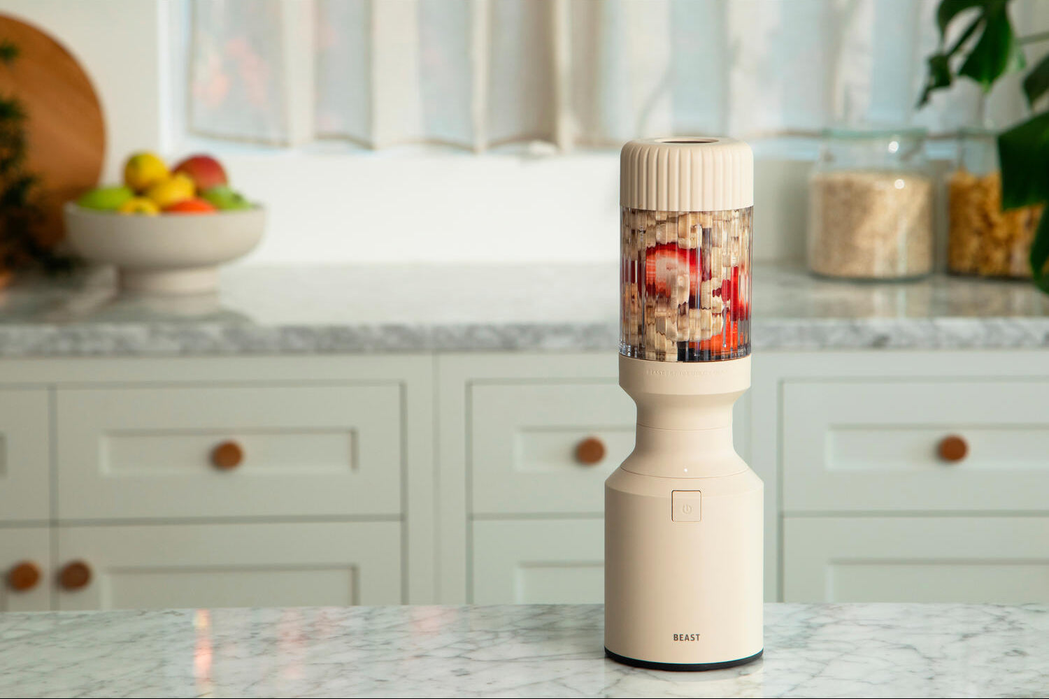 Mighty Plus 850 blender - sand